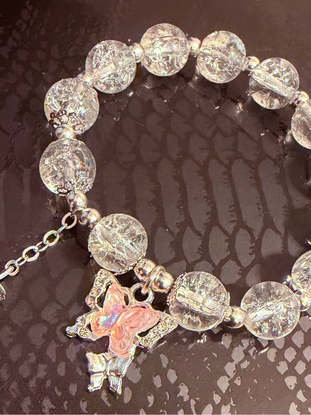 Clear Crackle Bead Bracelet with Pink Butterfly Charm